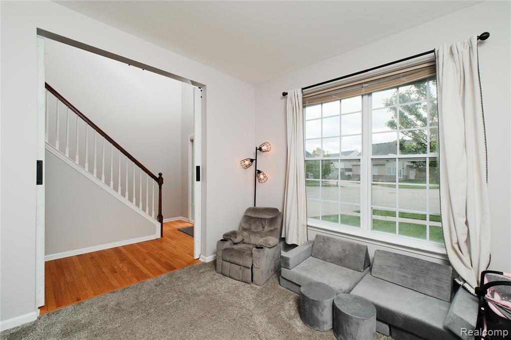13863 Sherborn Court, Southgate, MI 48195 — Photo 7