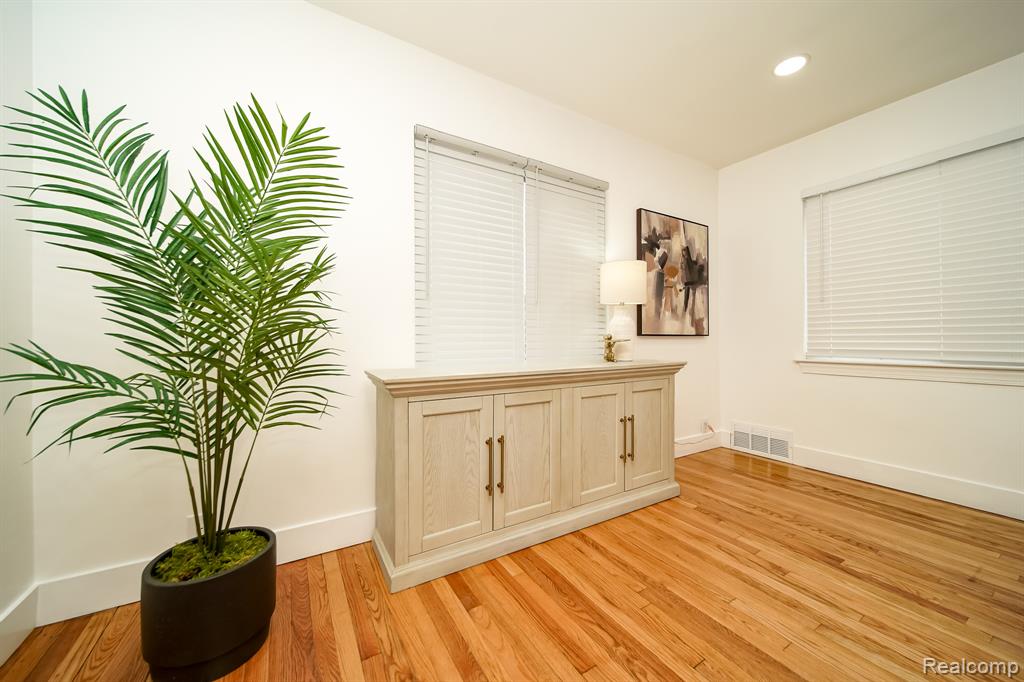 17116 Wildemere Street, Detroit, MI 48221 — Photo 22