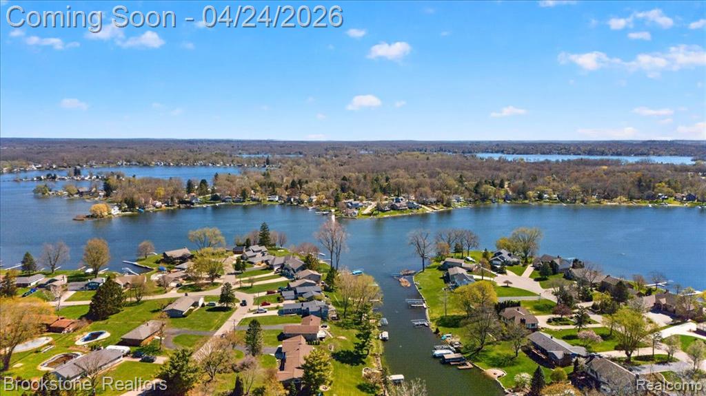 3426 KINGSWAY, Highland, MI 48356 — Photo 5