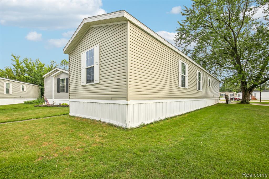 4726 Harrow Court, Sterling Heights, MI 48310 — Photo 25