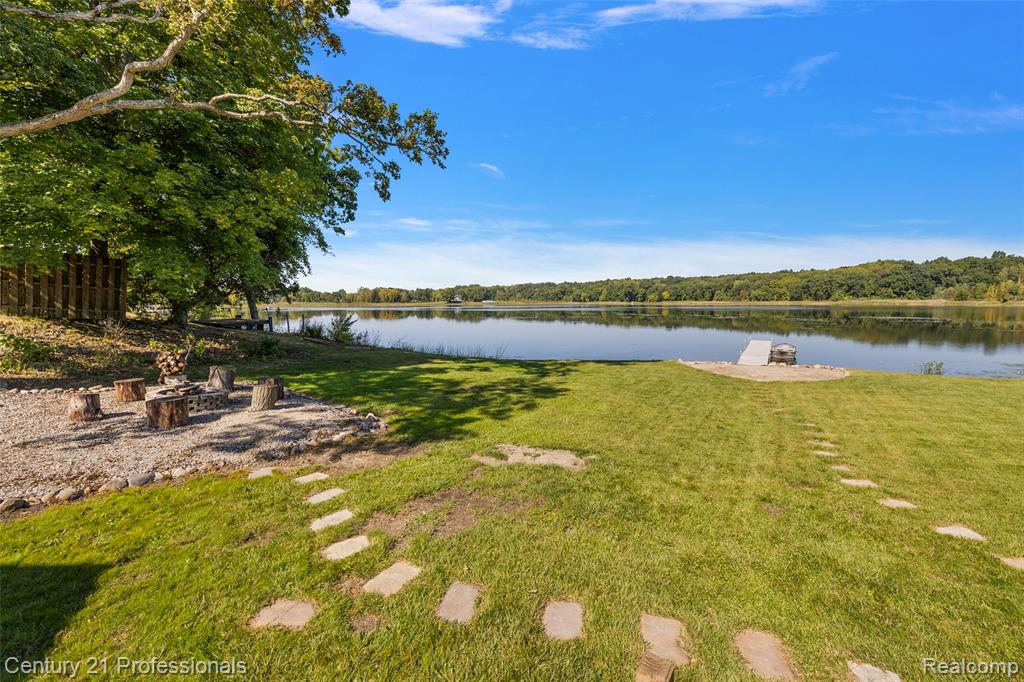 2679 Lakeview Drive, Ortonville, MI 48462 — Photo 64