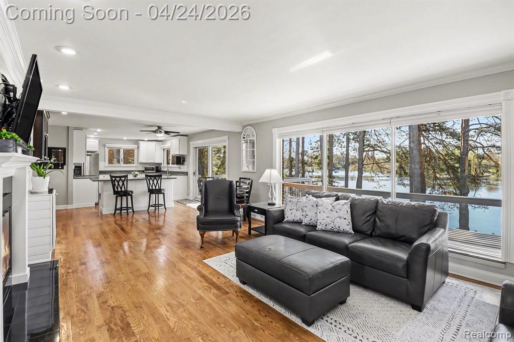 1085 Abseguami Trail, Lake Orion, MI 48362 — Photo 16