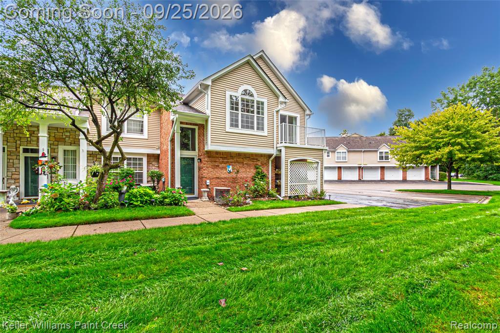 6444 Troon S, 229, Shelby Twp, MI 48316