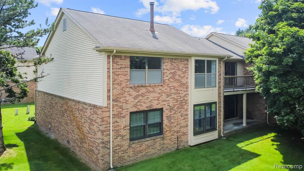 36988 Dartmoor Drive, Farmington Hills, MI 48331 — Photo 18