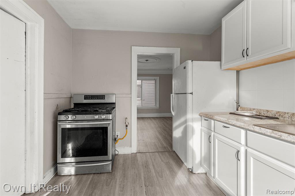 15766 Hartwell Street, Detroit, MI 48227 — Photo 13