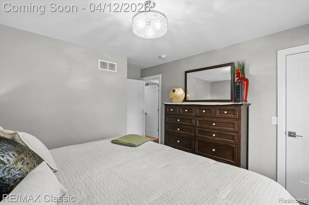 4751 Winewood Lane, Commerce Twp, MI 48382 — Photo 35