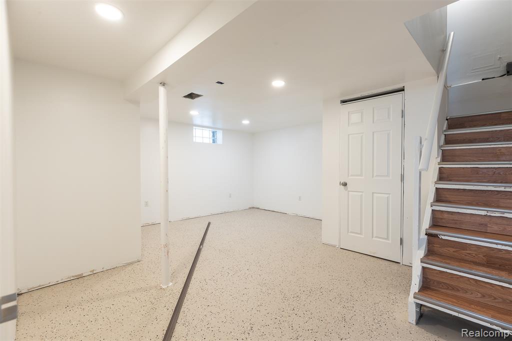 613 Riverbank Street, Lincoln Park, MI 48146 — Photo 17