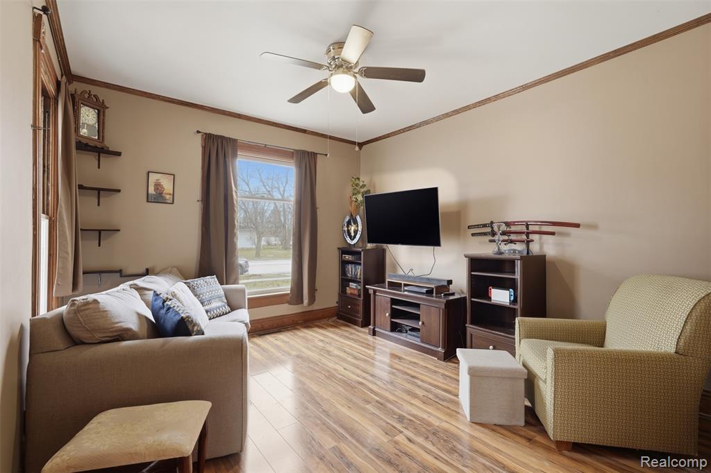 502 E Logan Street, Tecumseh, MI 49286 — Photo 8