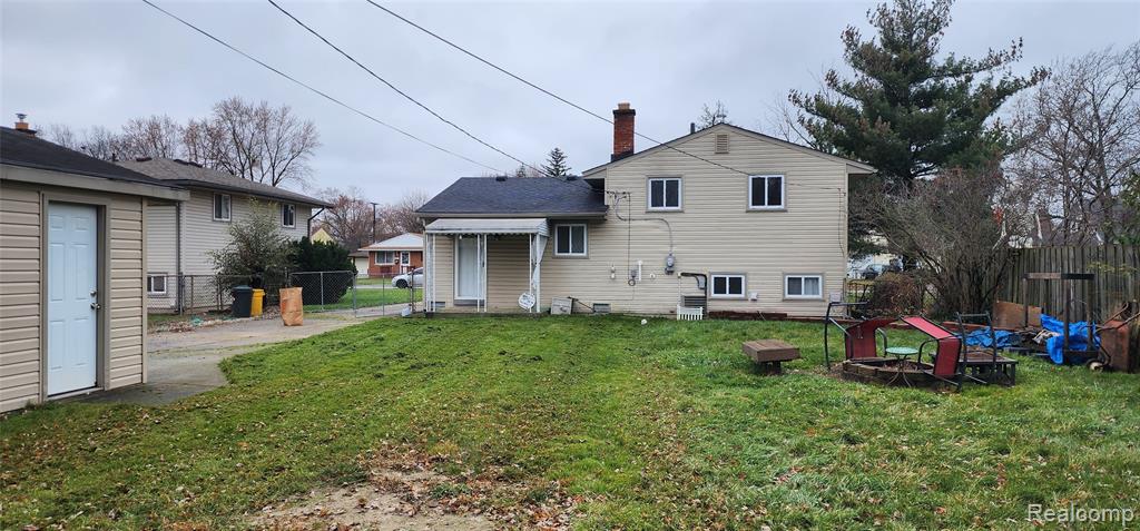 6916 Arcola Street, Garden City, MI — Photo 3