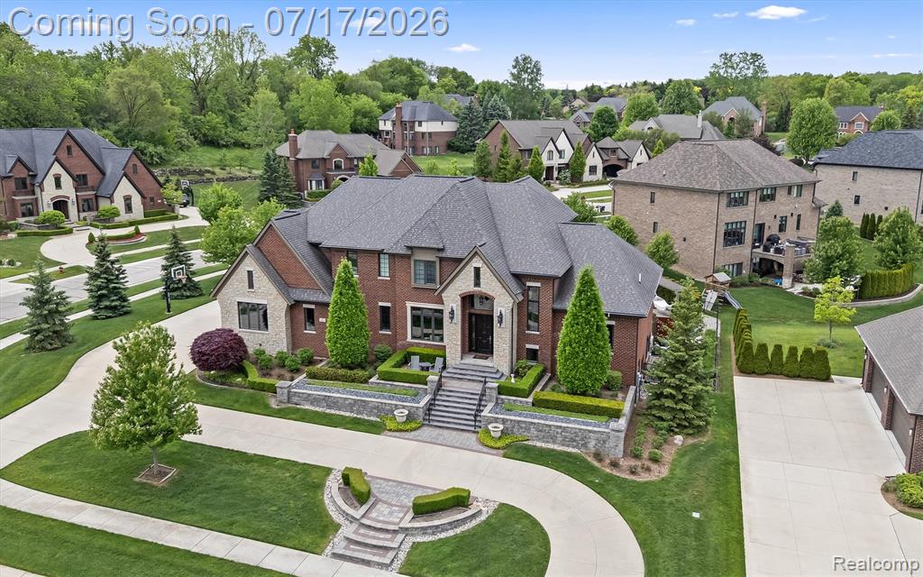 602 Wellington Circle, Rochester Hills, MI 48309 — Photo 2