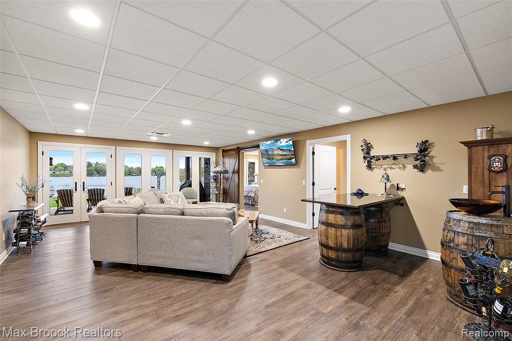 4353 Forest Avenue, Waterford, MI 48328 — Photo 23