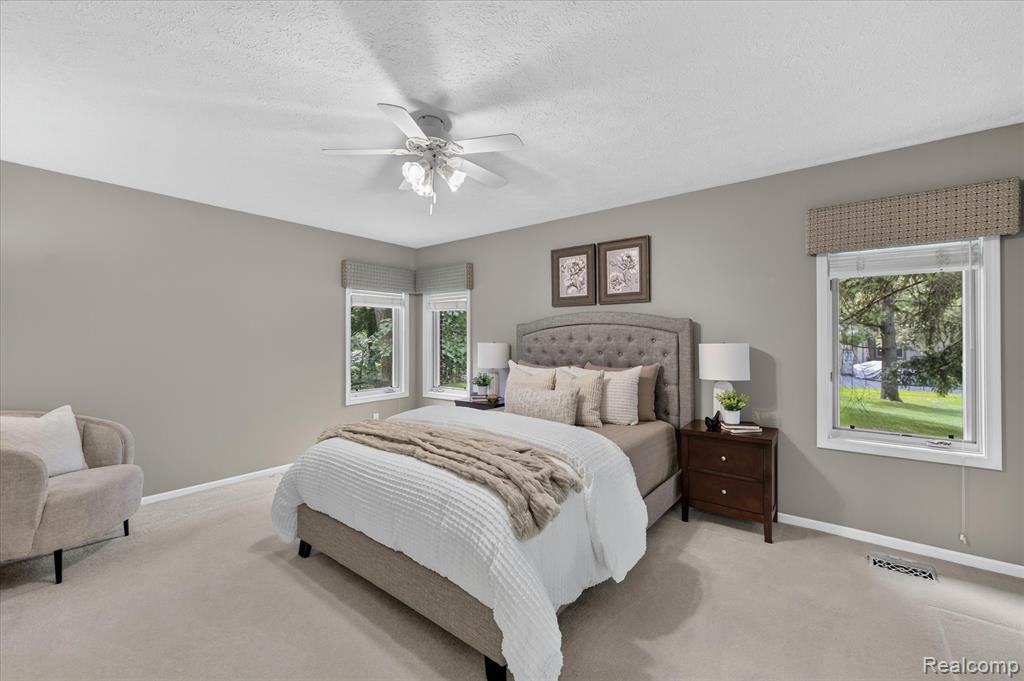5079 Pinewood Drive, Brighton, MI 48116 — Photo 19