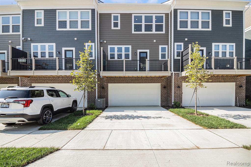 43071 Atwood Avenue, Novi, MI — Photo 43