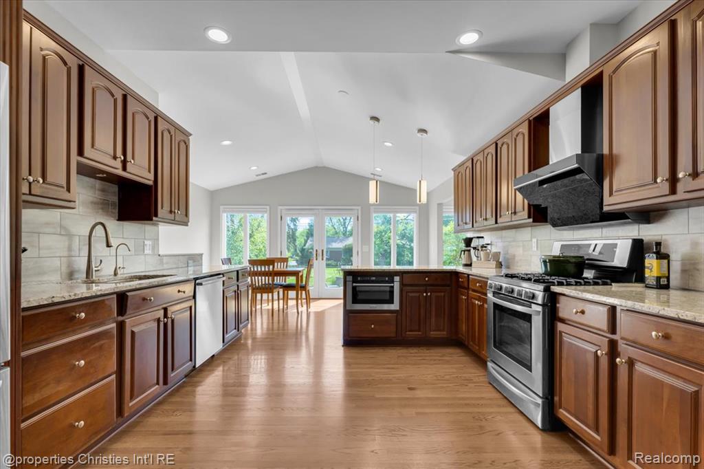 6225 Golfview Drive, Bloomfield Hills, MI 48301 — Photo 7