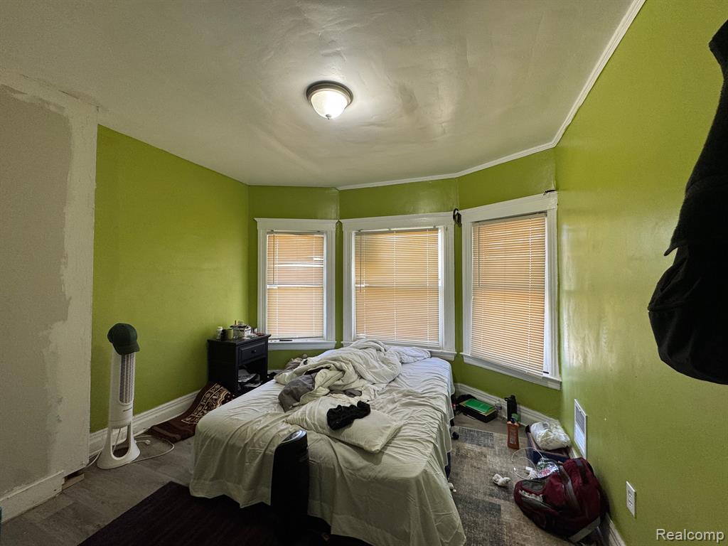 879 WEBB Street, Detroit, MI 48202 — Photo 14