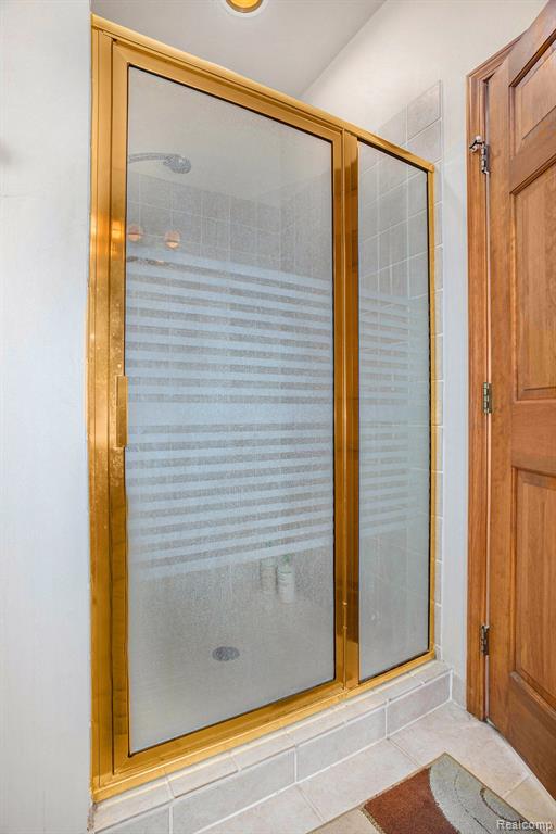 5887 MABLEY HILL Road, Fenton, MI 48430 — Photo 17
