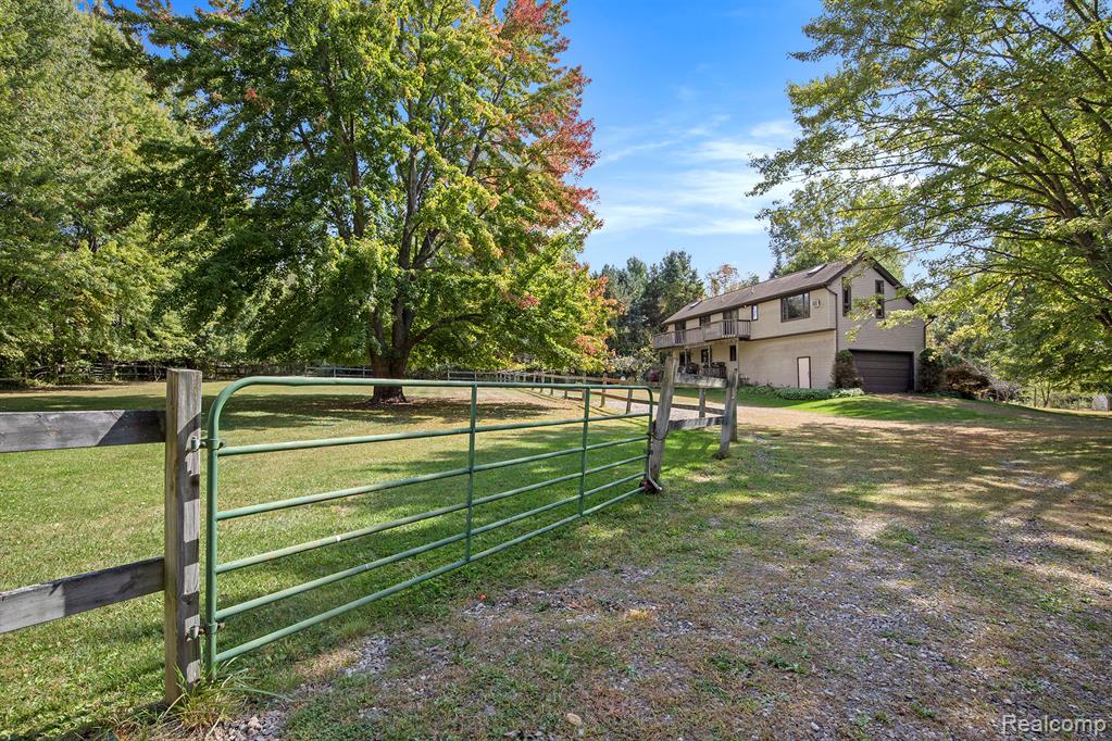 4100 Phillips Road, Metamora, MI 48455 — Photo 27