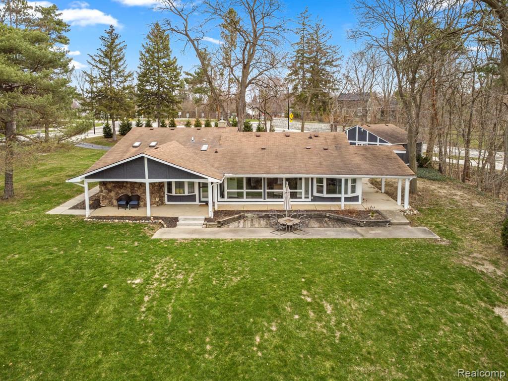 45401 W 9 Mile Road, Novi, MI — Photo 63