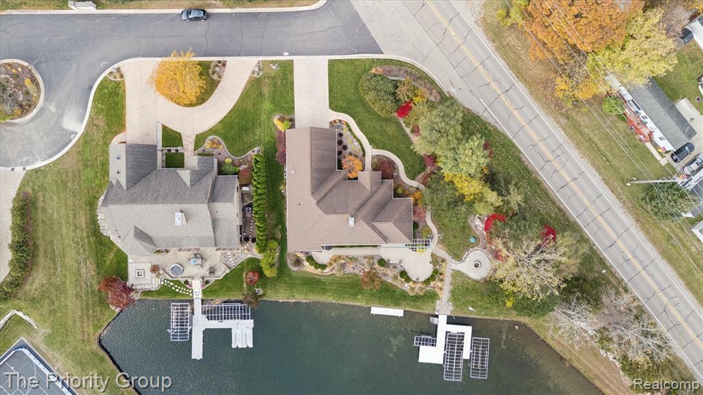11467 Bay Shore Drive, Fenton, MI, 48430