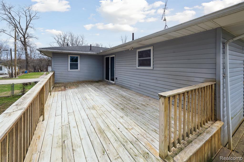 9014 GROVE Drive, Whitmore Lake, MI 48189 — Photo 27