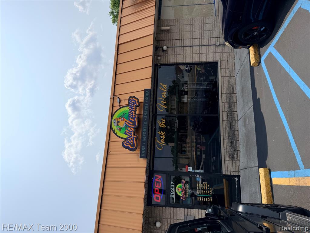 28237 Ford Road, Garden City, MI