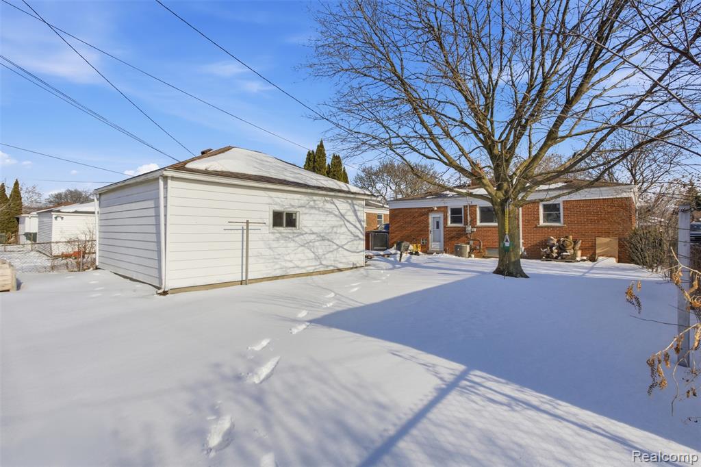 9290 Allen Road, Allen Park, MI 48101 — Photo 18