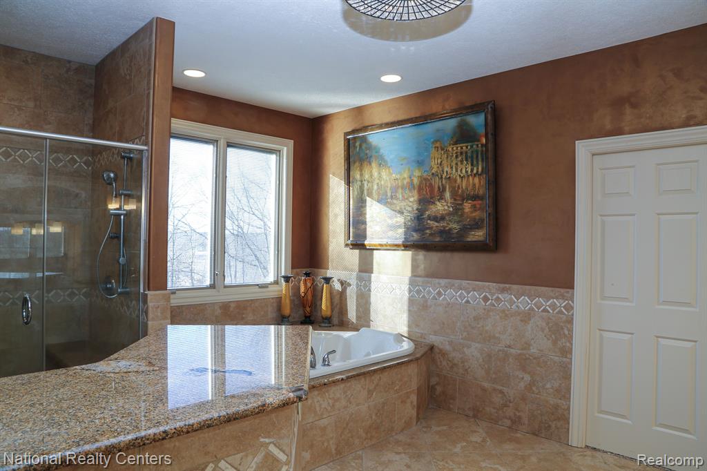 4888 INDIAN CREEK Drive, Jackson, MI 49201 — Photo 26