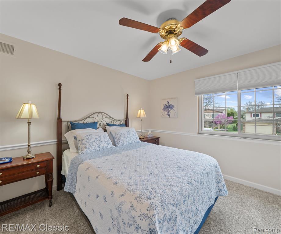 45597 HOLMES Drive, Canton, MI 48187 — Photo 37