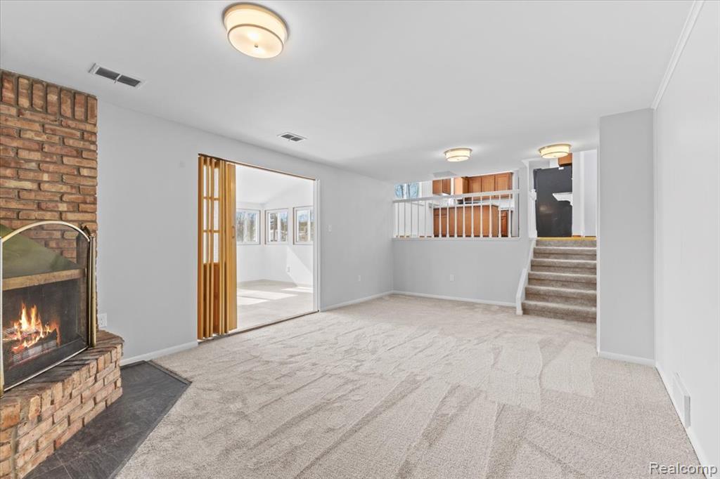 566 Eastridge Drive, Ortonville, MI 48462 — Photo 7