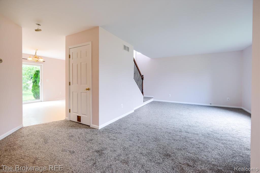 9446 Tiger Run Trail, Davison, MI 48423 — Photo 7