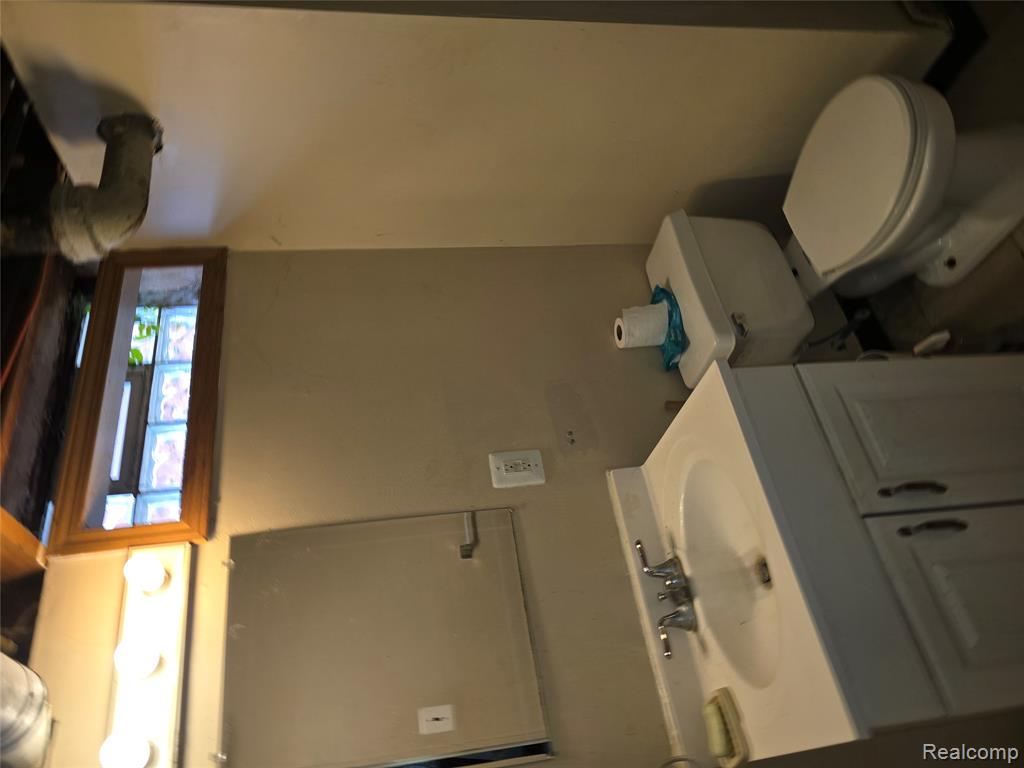 140 HUBBARD Street, Garden City, MI, 00000