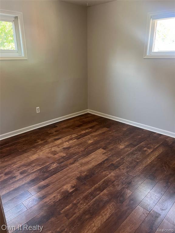 4666 ROOSEVELT Boulevard, Dearborn Heights, MI 48125 — Photo 13