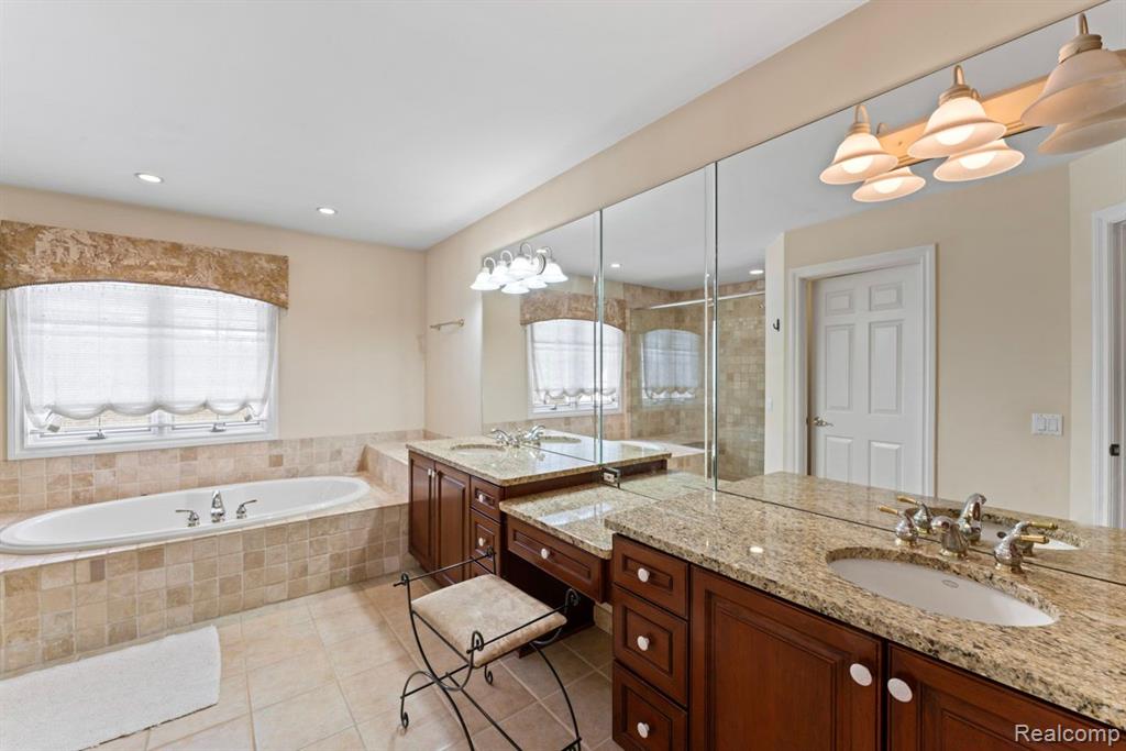6193 Stonewood Drive, Clarkston, MI — Photo 22