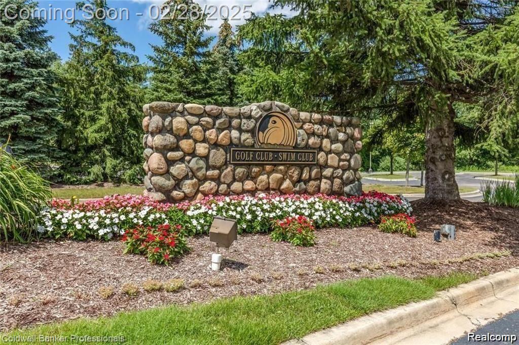 2434 PEBBLE BEACH Drive, Oakland, MI — Photo 31