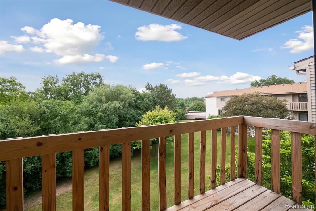 32013 W 12 MILE Road, 306, Farmington Hills, MI 48334 — Photo 27