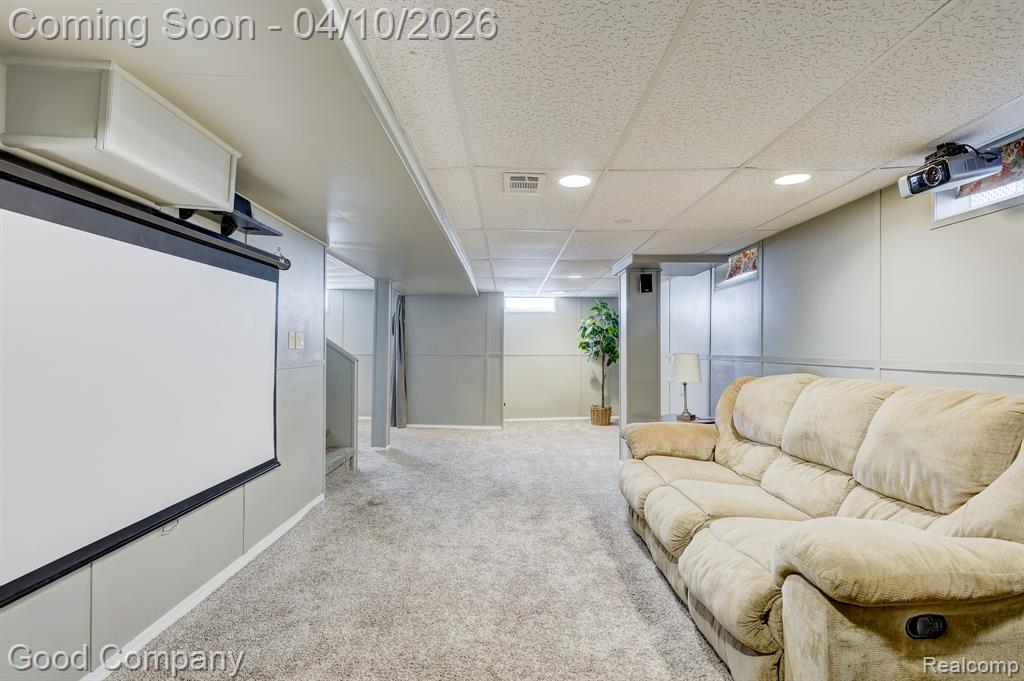 915 N Dorchester Avenue, Royal Oak, MI 48067 — Photo 39