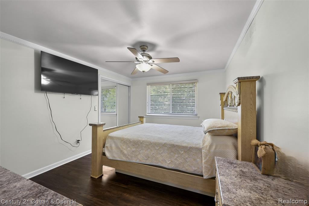 741 Berwyn Street, Dearborn Heights, MI 48127 — Photo 25