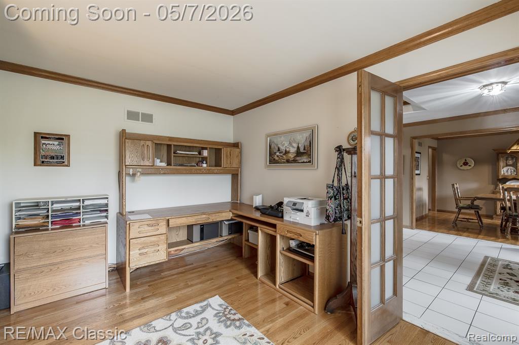 16497 Evelyn Drive, Macomb, MI 48042 — Photo 18
