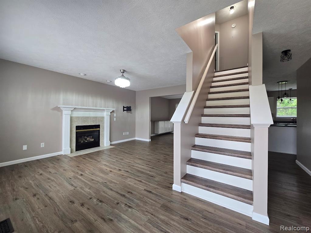 684 Glenlivet Street, Howell, MI 48843 — Photo 4