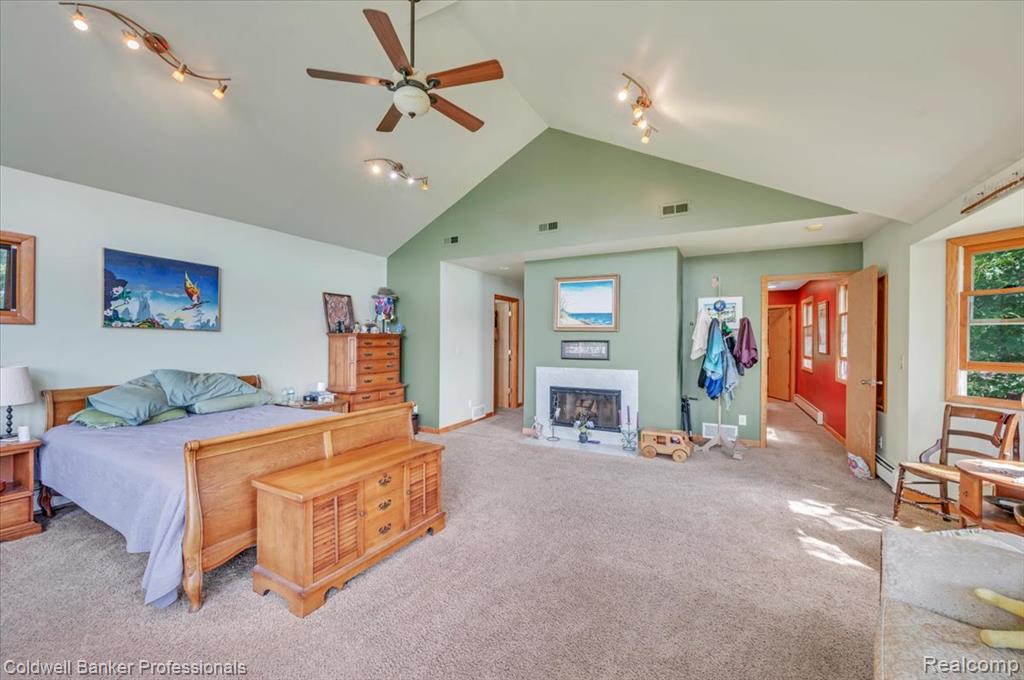 1325 Elkhorn Lake Road, Lake Orion, MI 48362 — Photo 33