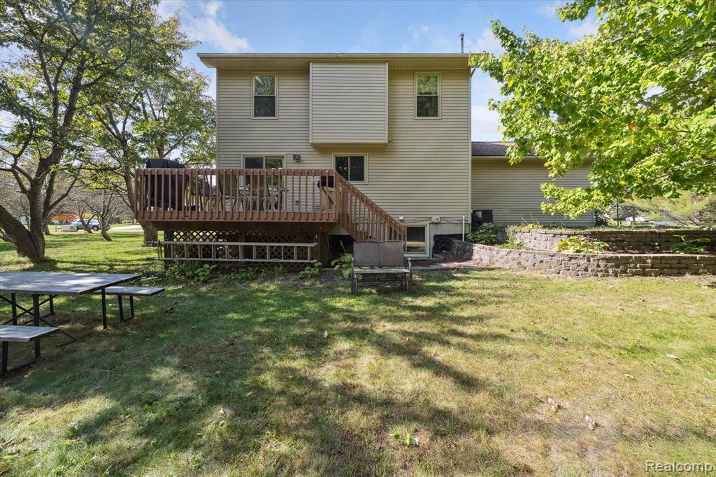 13399 Jennifer Drive, Perry, MI 48872 — Photo 37