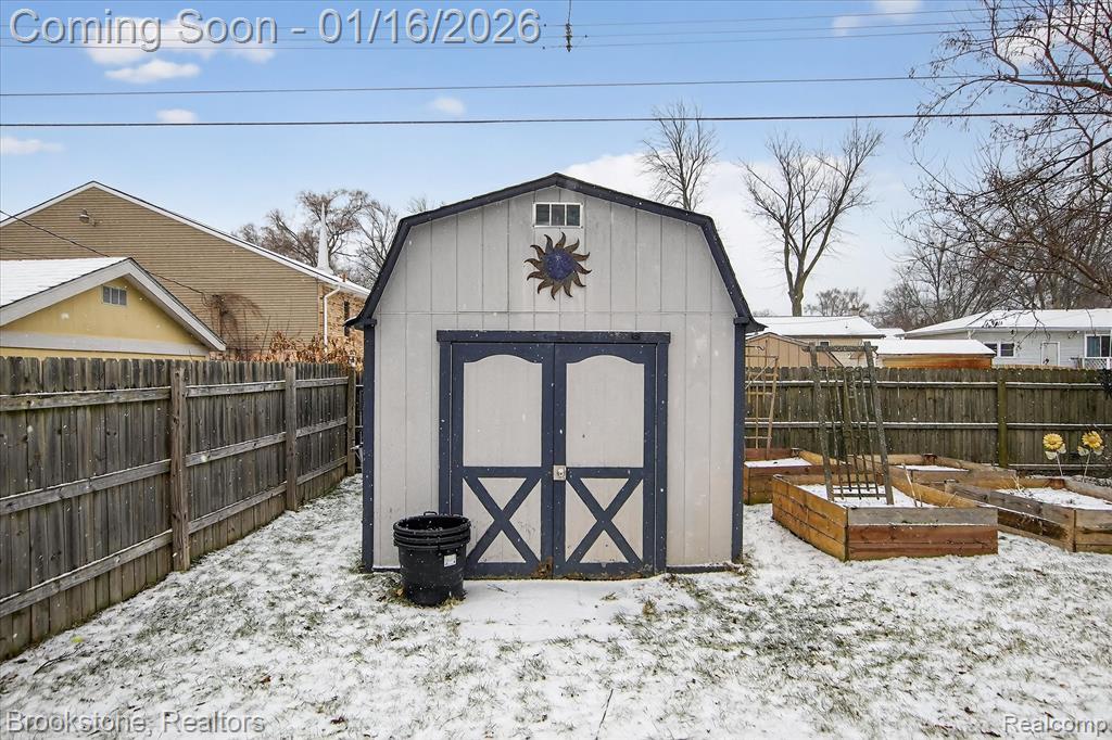 875 Adelaide Drive, Wolverine Lake, MI 48390 — Photo 42