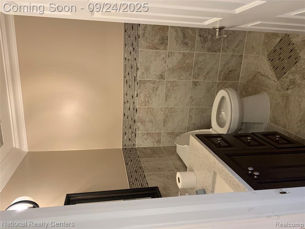 40560 Deer Creek Drive, Canton, MI 48188 — Photo 14