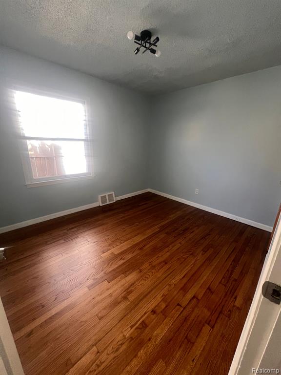 7419 CLAYBURN Street, Detroit, MI 48228 — Photo 9