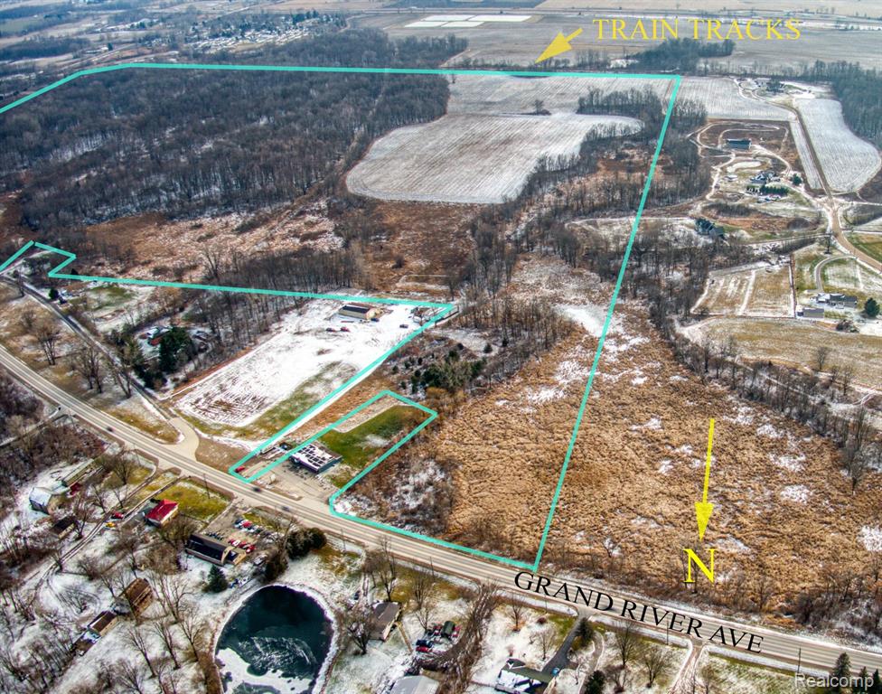 000 Grand River Avenue - Photo 2