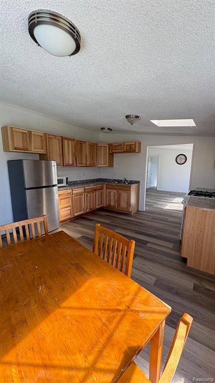 1832 E CARSON CITY Road, Sheridan, MI 48884 — Photo 4