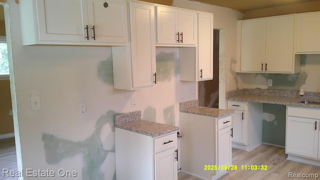 7716 Artesian Street, Detroit, MI 48228 — Photo 7