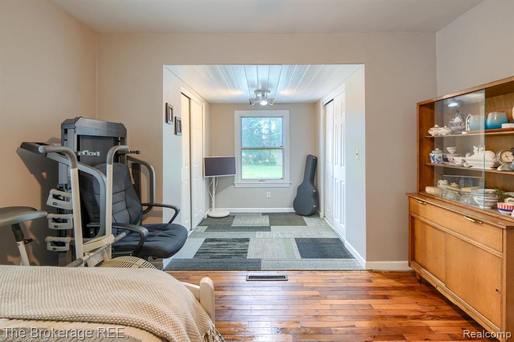 8439 Burpee Road, Grand Blanc, MI 48439 — Photo 33