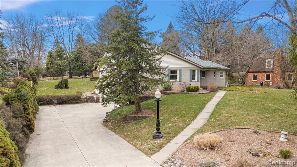 847 Leinster Road, Rochester Hills, MI 48309 — Photo 3