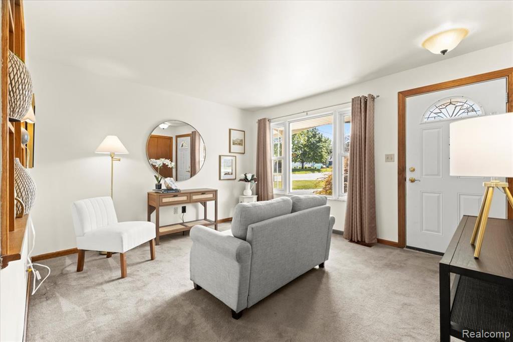 5516 Cleary Drive, Waterford, MI 48329 — Photo 7